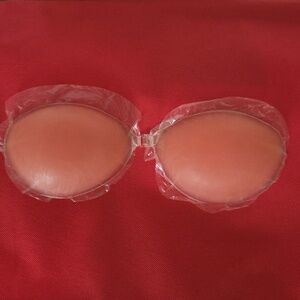 Freebra Invisible Silicone Adhesive Bra in Nude
